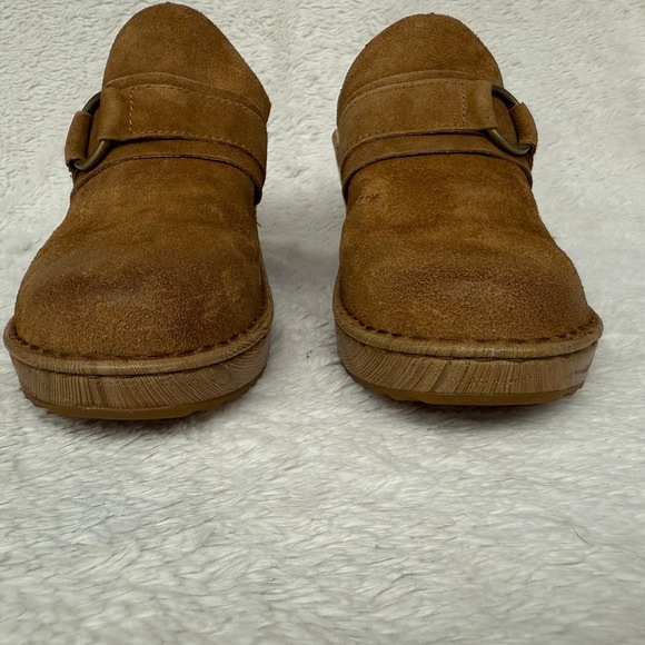 Born Suede Leather Clogs‎ Wedge Heel Buckle Accent Mules Slides Size 10M - Picture 4 of 10